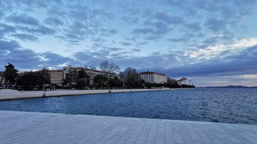 Zadar pogled s rive